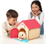 Little Live Pets – My Puppy’s Home Playset со интерактивно куче и 25+ звуци, вклучено куќичка и сет алатки