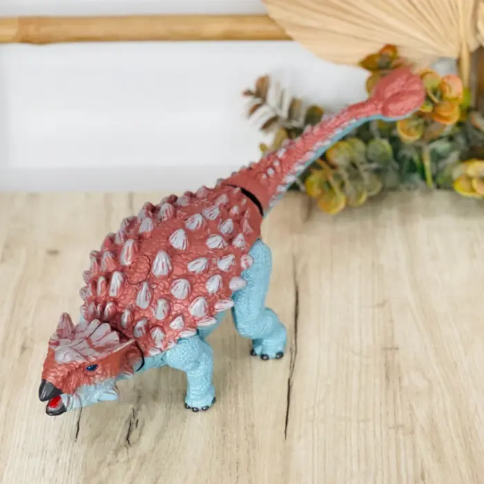 Диносаурус на батерии Dino-X со светла, звуци и подвижна глава и опашка – слика 4