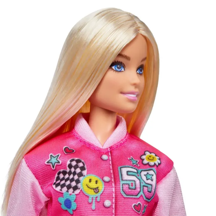 Barbie Kukull I Love School, me çantë shpine dhe 7 aksesorë shkollorë – foto 3
