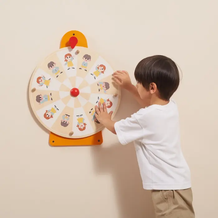 Viga Wooden wall toy Wheel with movements and emotions, 56,5 x 45 cm