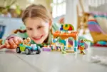 LEGO® Friends – Beach Smoothie Stand (42625)