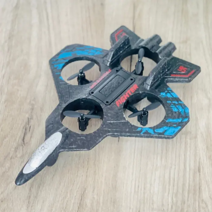 Mjet fluturues me telekomandë Starfighter në formë aeroplani, me drita LED – foto 3