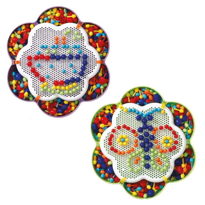 Pegs Game 260P