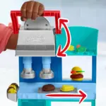 Play‑Doh Kitchen Creations Busy Chef’s Restaurant Playset –  restorant për fëmijë