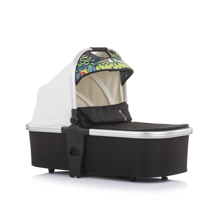 Chipolino Emotion 3-in-1 baby stroller with car seat, white/graffiti