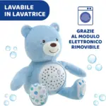 Chicco First Dreams Orsacchiotto – прожектор меченце со лесни светлосни ефекти и релаксирачки мелодии