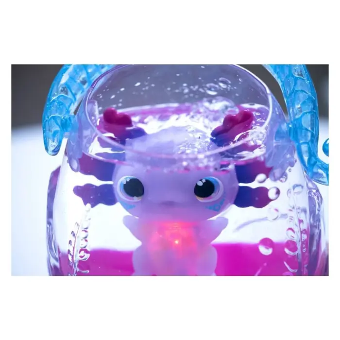 Animagic Let's Glo interactive axolotl in a Bubble Reef aquarium – image 4