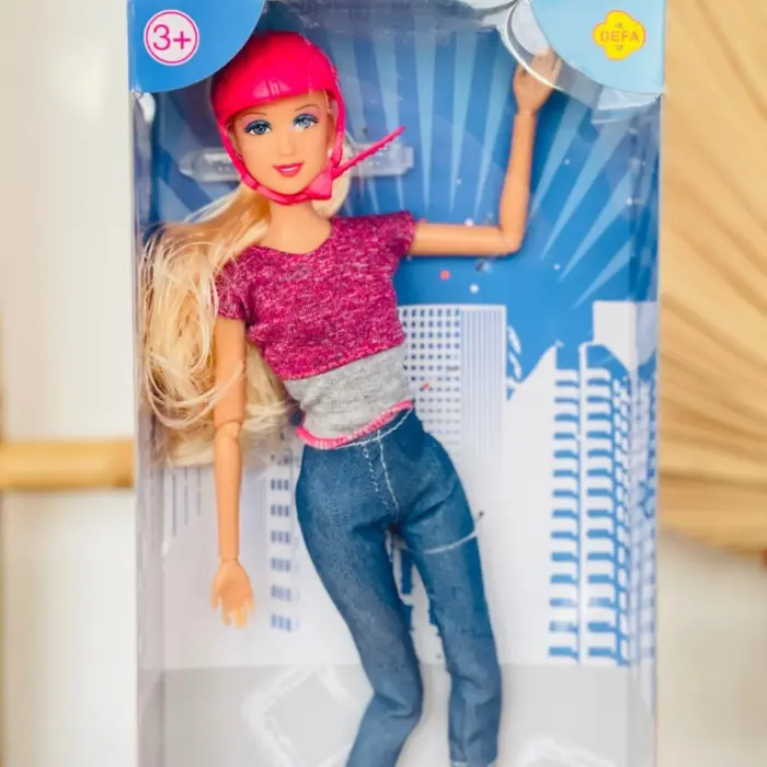 Defa кукла Lucy скејтерка со кацига и скејтборд, 29 cm – слика 3