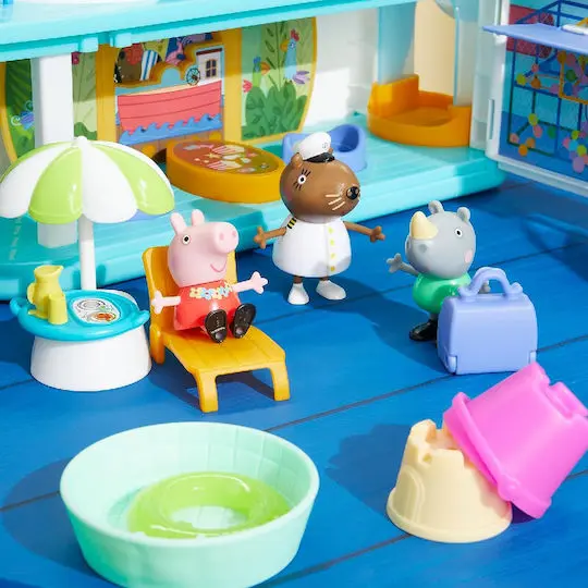 Peppa Pig – Peppa’s Cruise Ship Playset– mini kryqëzor me 3 nivele, 3 figura dhe 13 aksesorë