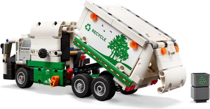 LEGO® Technic Камион за ѓубре Mack LR Electric (42167) – слика 3