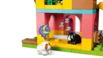 LEGO® Friends Забавна игрална зона за морски прасиња (42640)