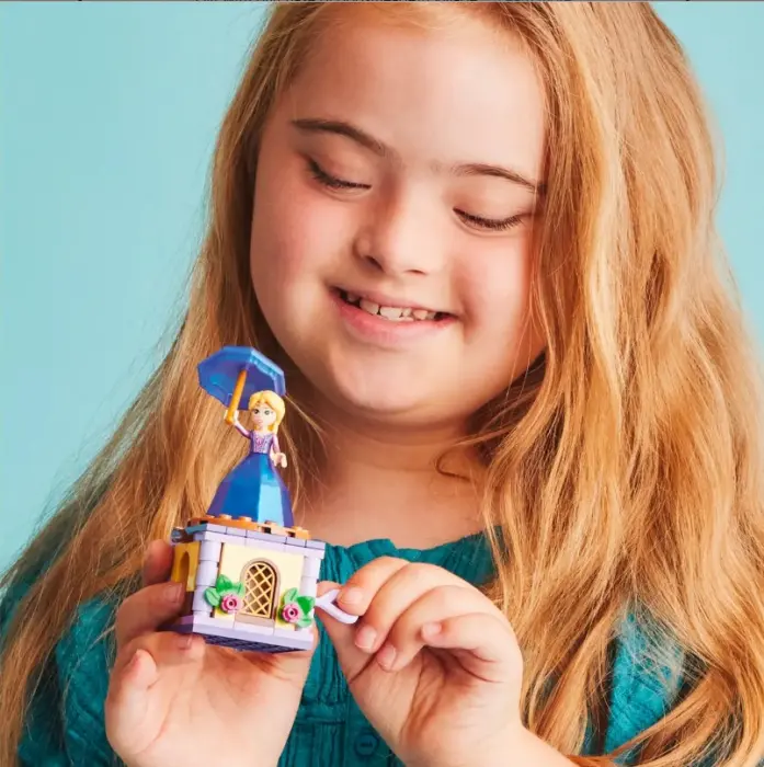 LEGO® Disney Вртлива Рапунзел (43214)
