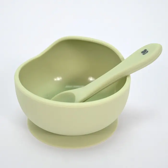 Kikka Boo Силиконска чинија со лажичка Yummy со вендуза, минт – слика 2