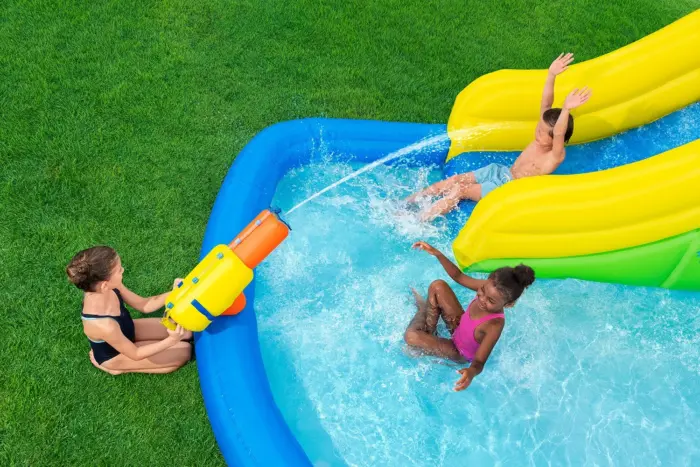 Bestway Mount Splashblast Mega inflatable water park, 435 x 286 x 267 cm