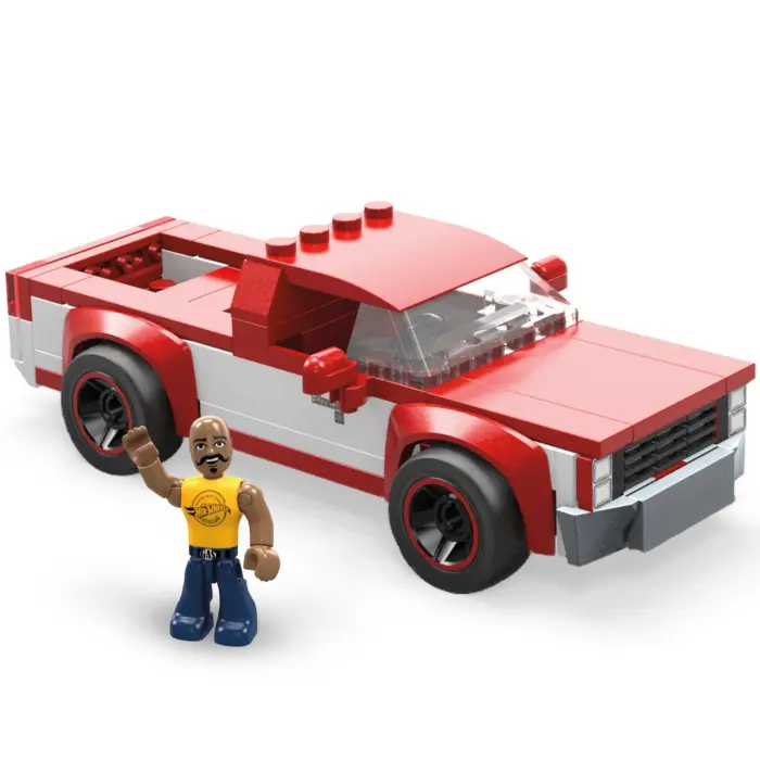 Hot Wheels MEGA Тркачки автомобил за склопување со фигура, асортиман – слика 3