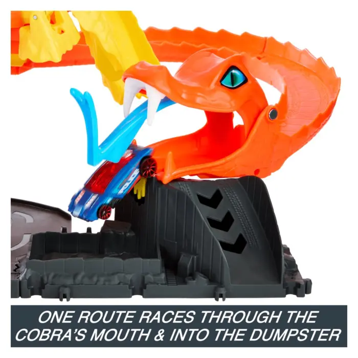 Hot Wheels City Акционен сет со кобра и пицерија