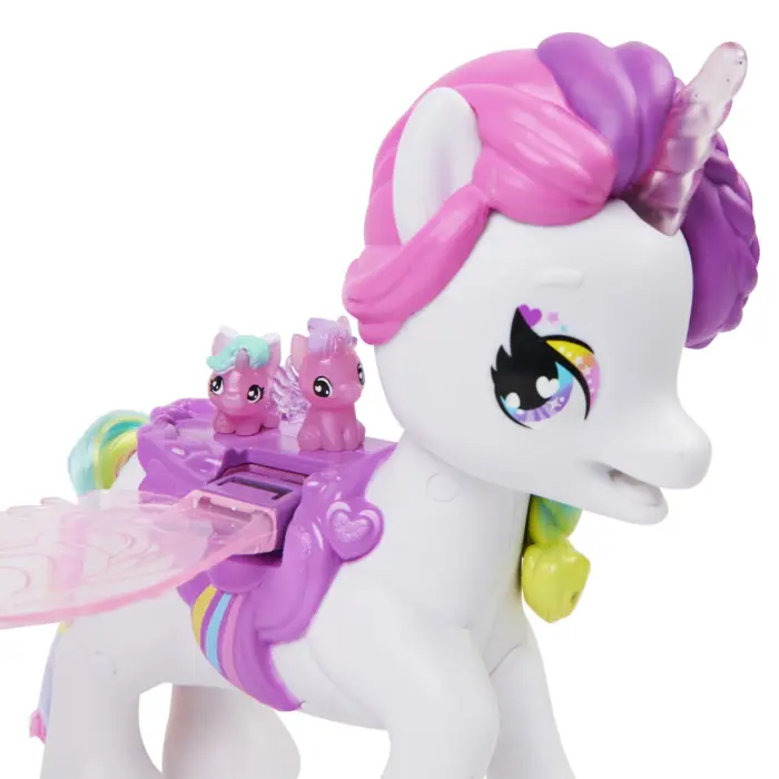 Hatchimals Hatchicorn Rainbow-cation interactive unicorn with wings and 2 babies – image 5
