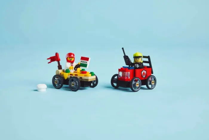 LEGO® City Racing vehicle pack: Pizza vs. Firefighters (60458)