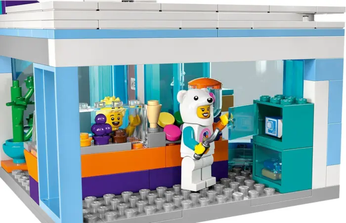 LEGO® City Продавница за сладолед (60363) – слика 4