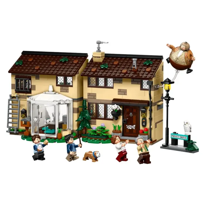 ak-25l76451-1 LEGO Aunt Marge 76451