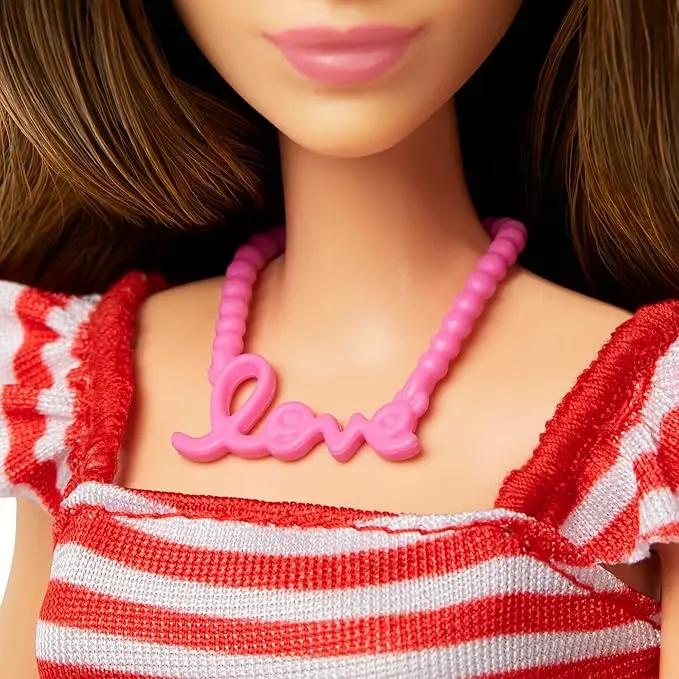 Barbie kukull Udhëtim në Paris