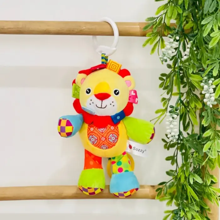 Sozzy плишана музичка играчка на повлекување за креветче, животинче