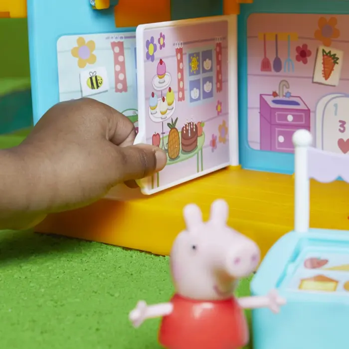 Peppa Pig Peppa’s Kids‑Only Clubhouse Playset – Klub ekskluziv për argëtim dhe lojë!