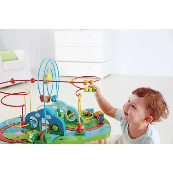 Hape Дрвена масичка со пруга и лавиринт Jungle Adventure Railway Table – слика 4