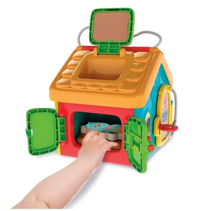 Clementoni Baby Montessori Baby House activity house with locks – image 3