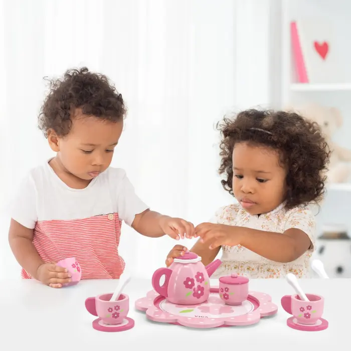 Дрвен чај и кафе сет „Pink Flower“ – Viga Toys (44543)
