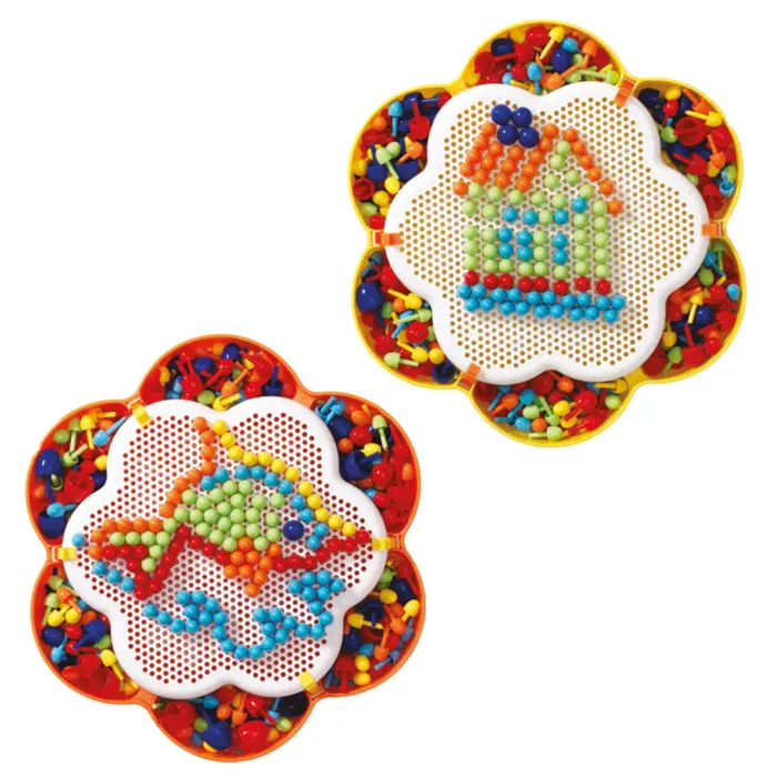 Pegs Game 260P