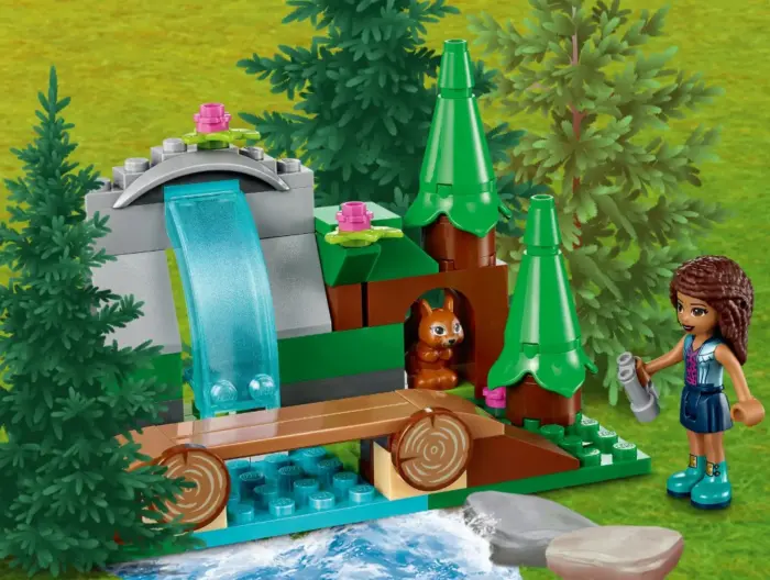 LEGO® Friends Forest Waterfall (41677)