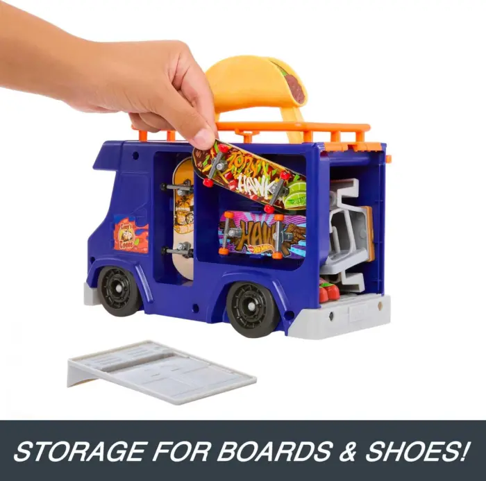 Hot Wheels Skate Taco Truck Play Case – пренослив сет за фингерборд со скејт парк