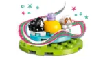 LEGO® Friends Забавна игрална зона за морски прасиња (42640)