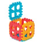 DEDE Bul-Tak shape sorter cube, 02209