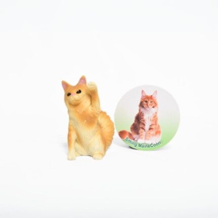 Фигура маче со реалистичен изглед, различни раси, 6,5–8,5 cm