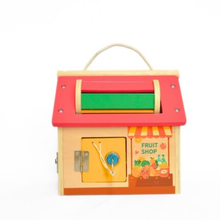 Едукативна дрвена куќичка Montessori Busy House со активности