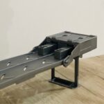 Стаза Ајкула – камион-транспортер со рампа и автомобилче, 95 cm – слика 6