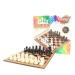Shah me 32 figura dhe tabelë druri 34 x 34 cm, për dy lojtarë