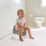Dolu Nuve Нокшир Infant со капак и вадлив внатрешен сад, сив – слика 3