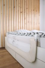 FreeON Sweet Dreams bed rail 135 cm, cream – image 4
