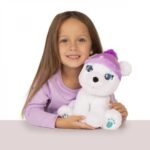IMC Toys Интерактивно плишано поларно мече Artie со додатоци – слика 4