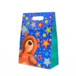 Decorative gift bag with teddy bear and handle, various patterns – image 4