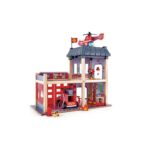 Hape Дрвена противпожарна станица City Fire Station, со светла и звуци – слика 2