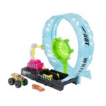 Hot Wheels Monster Trucks Pistë Epic Loop Challenge që shkëlqen në errësirë