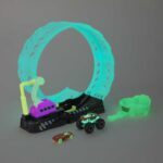 Hot Wheels Monster Trucks Pistë Epic Loop Challenge që shkëlqen në errësirë – foto 5