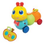 Winfun Гасеница на далечинско Wriggle 'N Giggle, со далечински во облик на јаболко