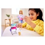 BARBIE Kukull Malibu stiliste me këlysh dhe 14 aksesorë, HNK95