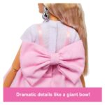 Barbie Deluxe Fashionista doll, blonde