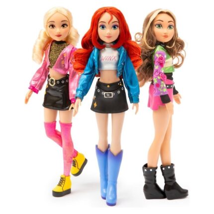Winx Club Beauty Pop doll with cosmetic accessories, 27 cm (assorted)